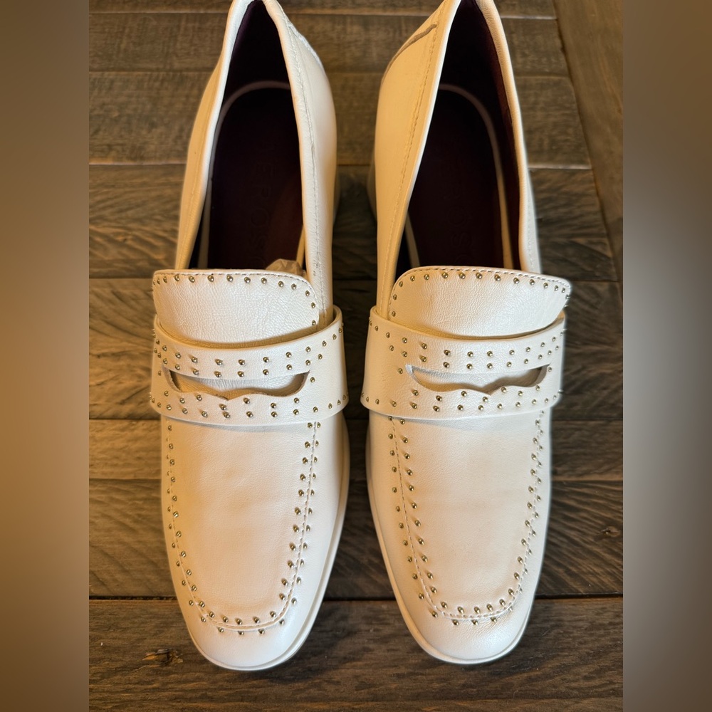 Women’s Cream Loafers